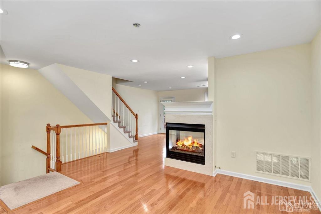 248 River Road Piscataway, NJ 08854 - Photo 3 of 17