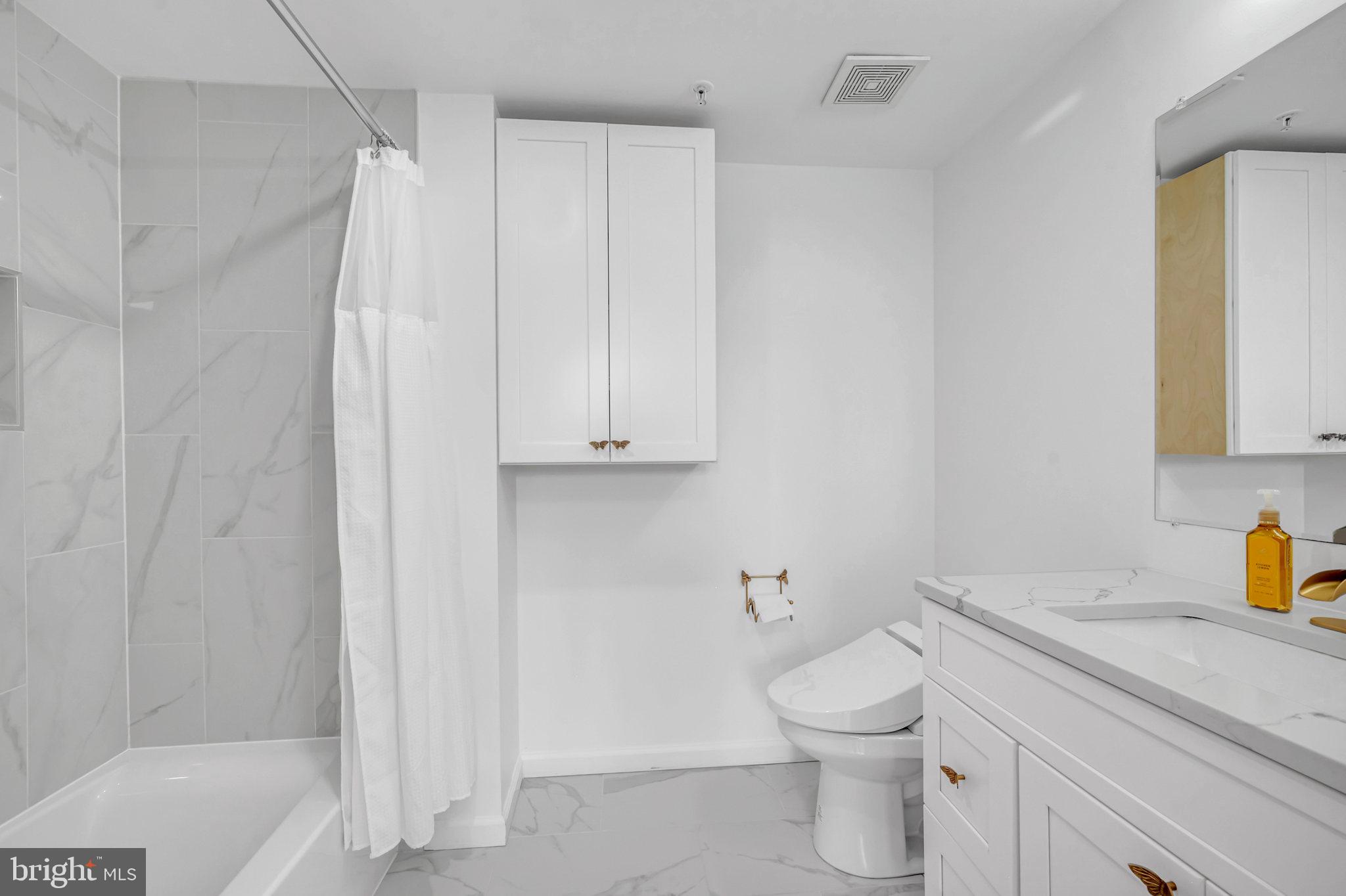 930 Wayne Avenue, Unit 608 Silver Spring, MD 20910 - Photo 19 of 32 Gallery Image 19
