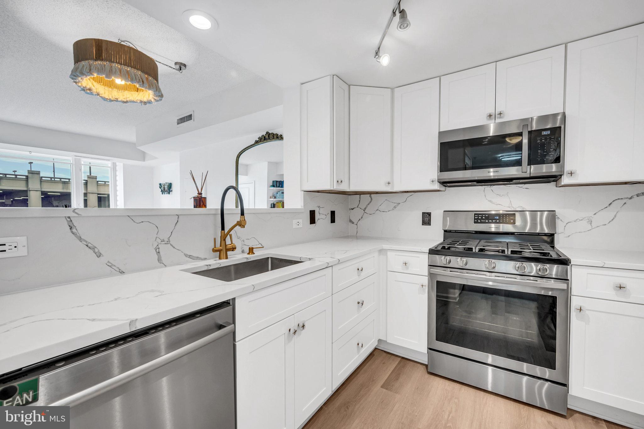 930 Wayne Avenue, Unit 608 Silver Spring, MD 20910 - Photo 5 of 32 Gallery Image 5