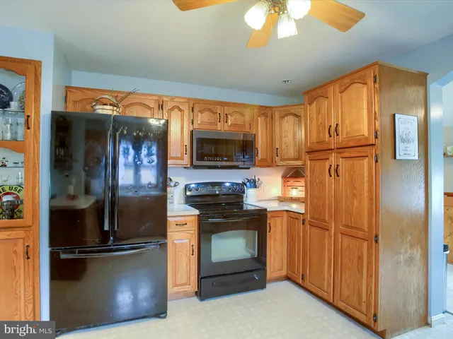 $239,900 | 85 Airport Road, Shippensburg, PA 17257