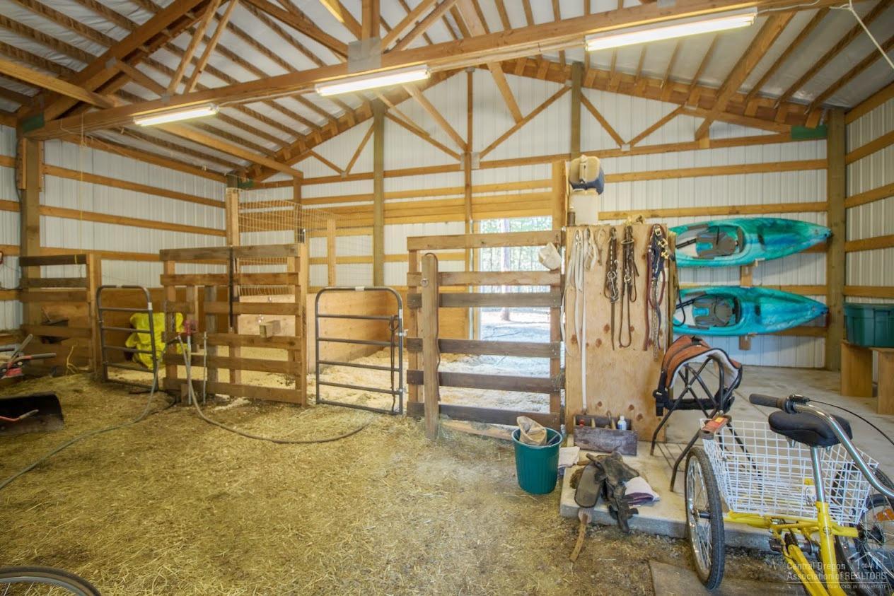 17220 Downey Road Bend, OR 97707 - Photo 23 of 24 Gallery Image 23