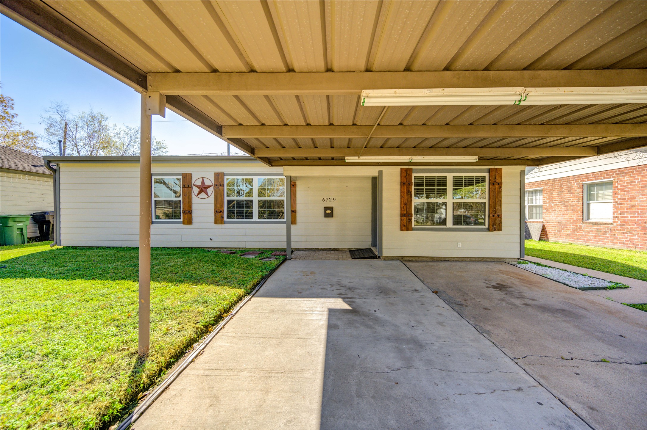 6729 Barney Road Houston, TX 77092 - Photo 39 of 40