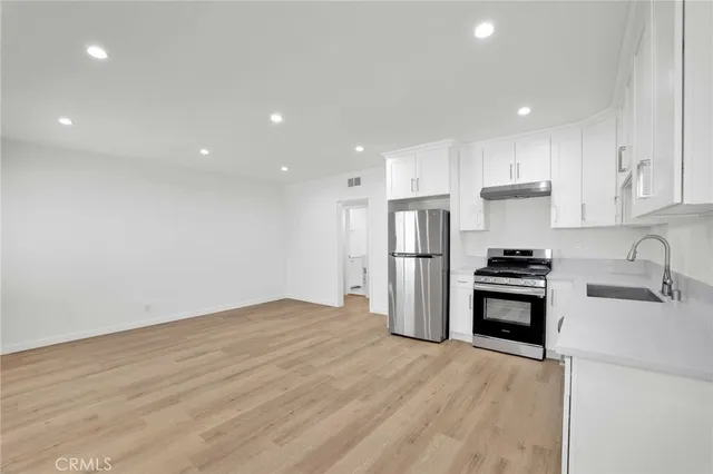 $2,050 | 13018 Valleyheart Drive, Unit 4, Studio City, CA 91604