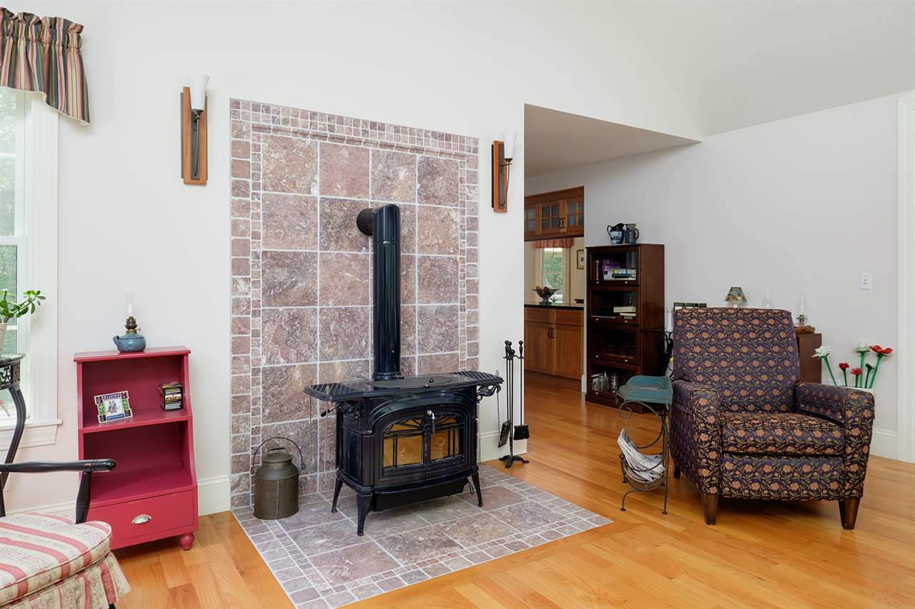 374 Brixham Road Eliot, ME 03903 - Photo 12 of 36