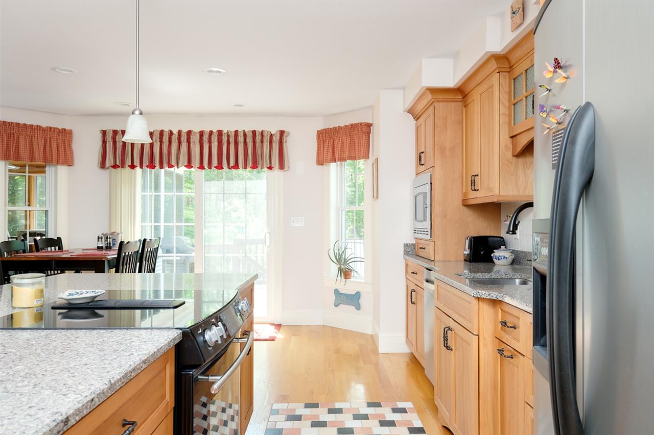 374 Brixham Road Eliot, ME 03903 - Photo 16 of 36