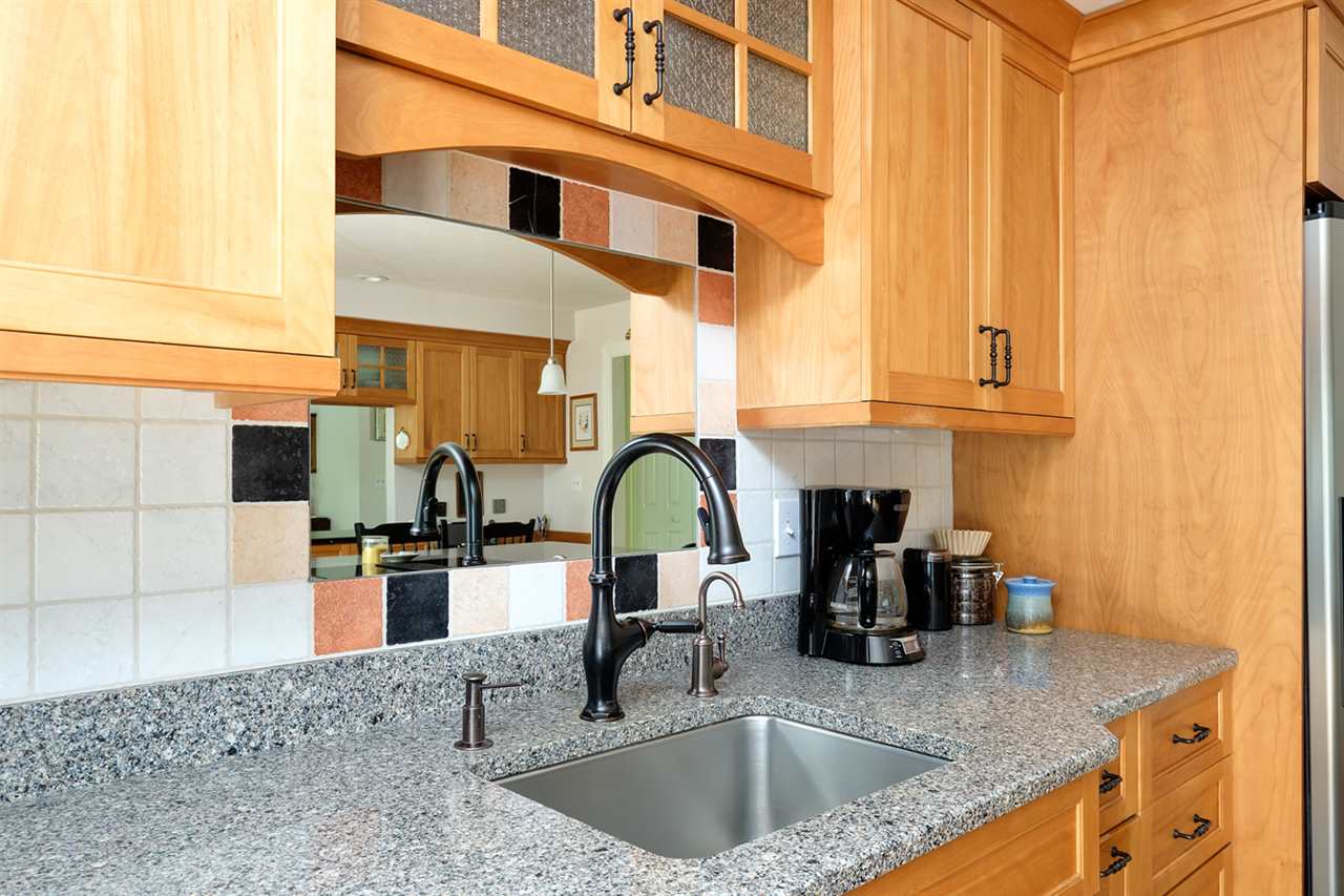 374 Brixham Road Eliot, ME 03903 - Photo 17 of 36