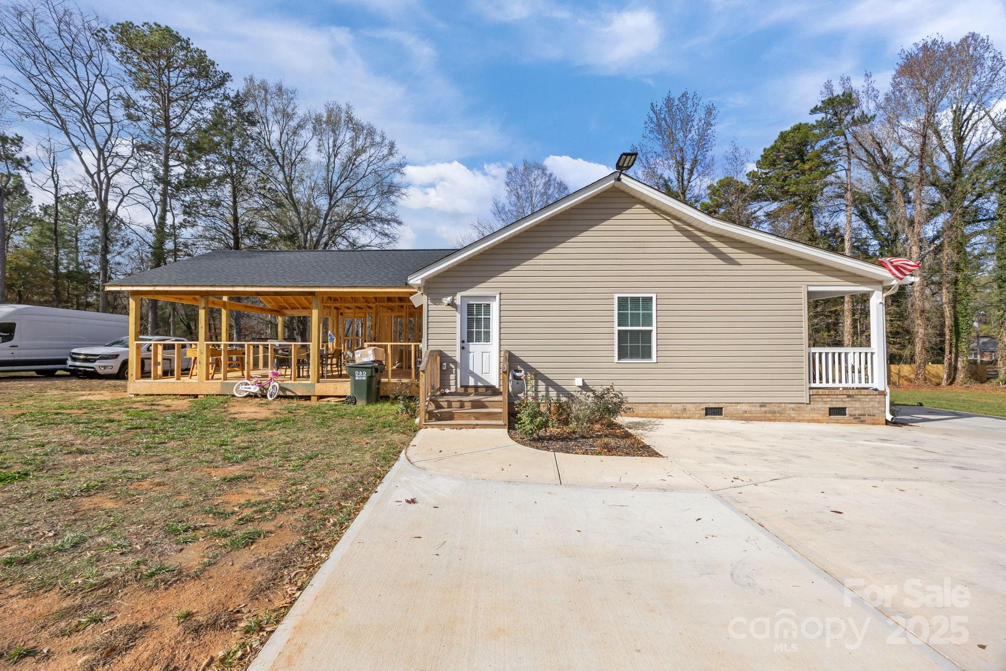 4255 Marshall Road Rock Hill, SC 29730 - Photo 37 of 43 a view of a house with backyard and sitting area