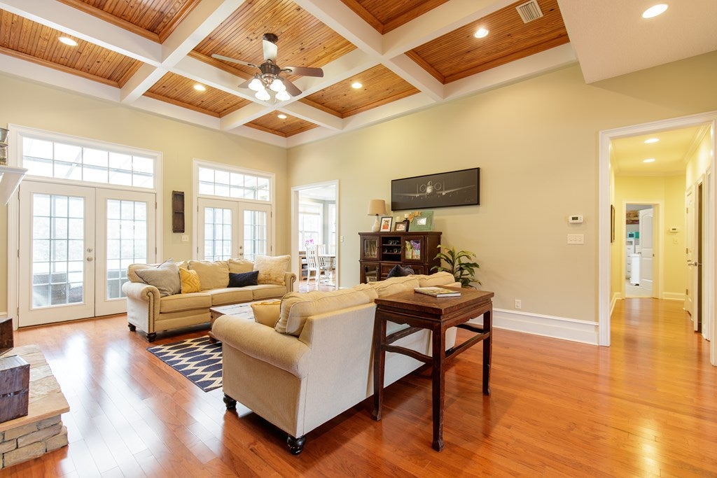 5061 Falling Springs Road Valdosta, GA 31602 - Photo 9 of 54 Gallery Image 9