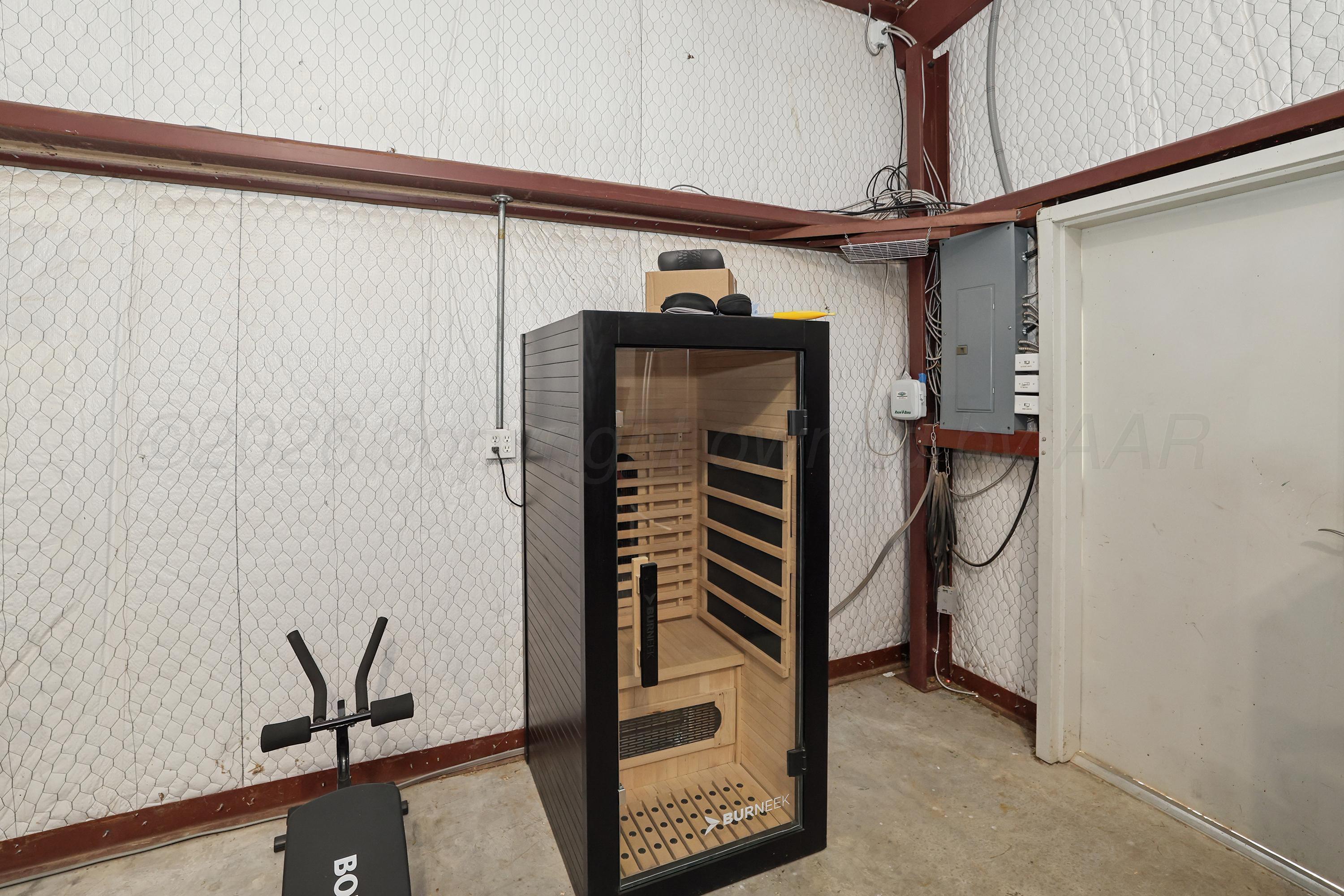 1201 North Dowell Road Amarillo, TX 79124 - Photo 66 of 74 74-Shop Sauna