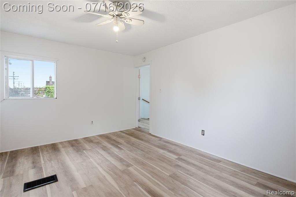 147 Charles Street River Rouge, MI 48218 - Photo 12 of 24