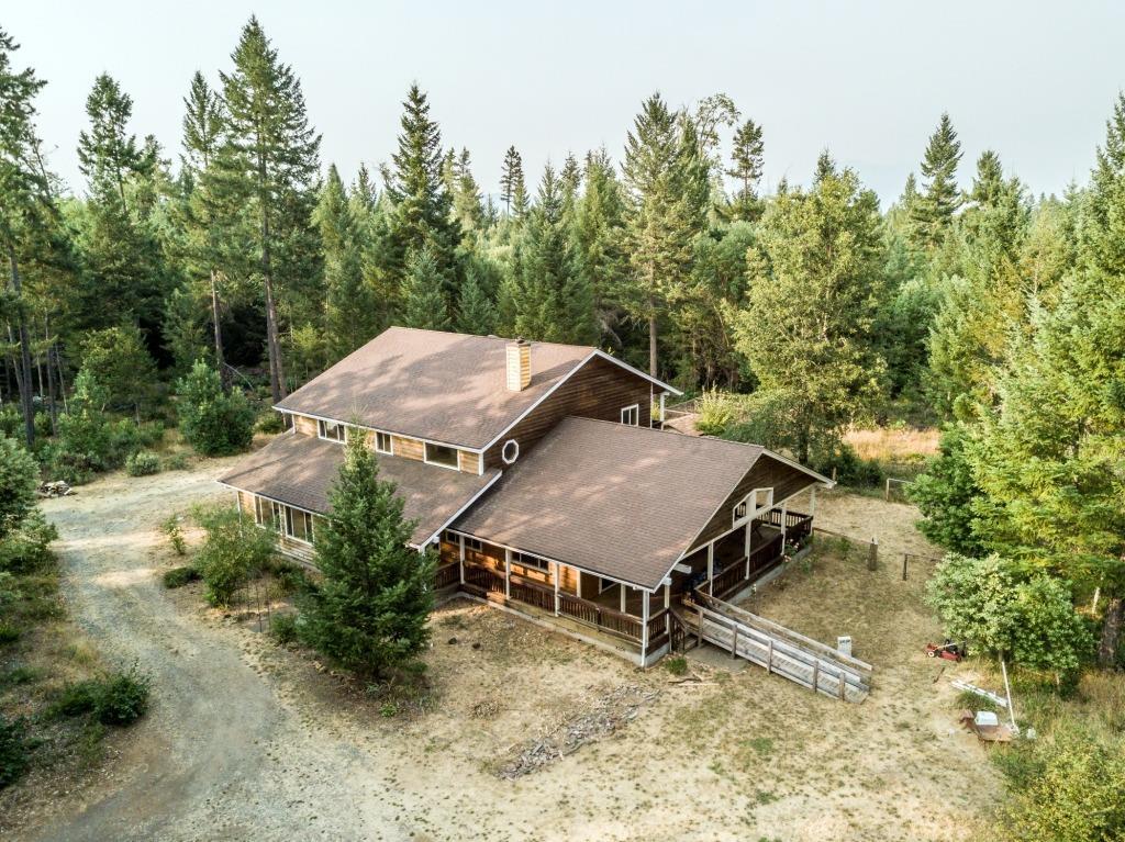 6123 Takilma Road Cave Junction, OR 97523 - Photo 1 of 31 Primary Photo