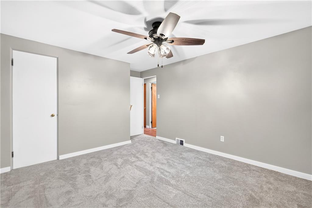 12 Corbett Avenue Irwin, PA 15642 - Photo 15 of 28