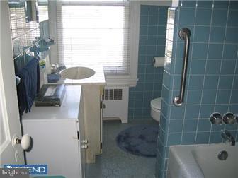 404 Ripka Street Philadelphia, PA 19128 - Photo 6 of 11