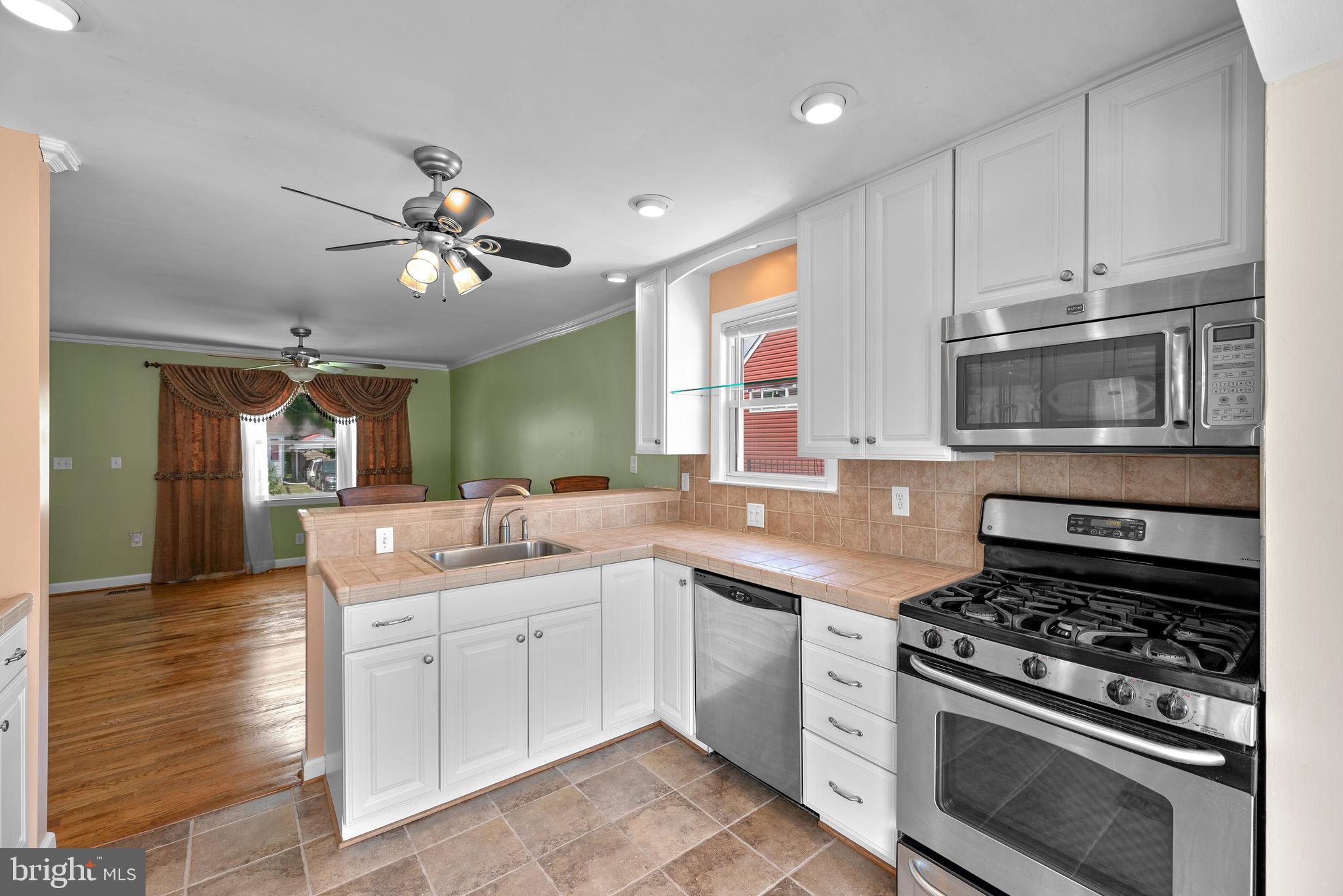 3 Forest Road Baltimore, MD 21220 - Photo 11 of 47 Kitchen
