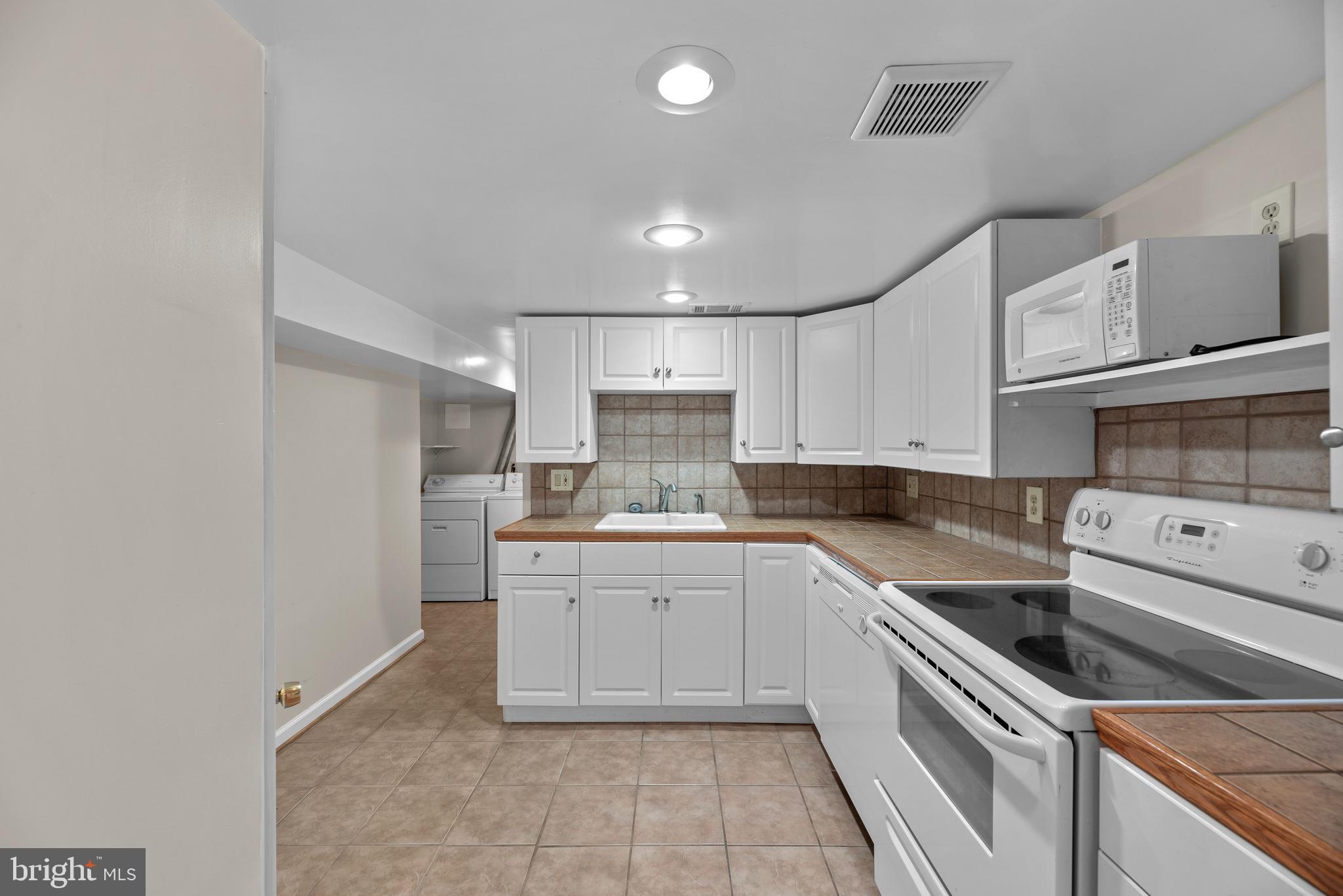 3 Forest Road Baltimore, MD 21220 - Photo 31 of 47 Lower Level / Kitchen