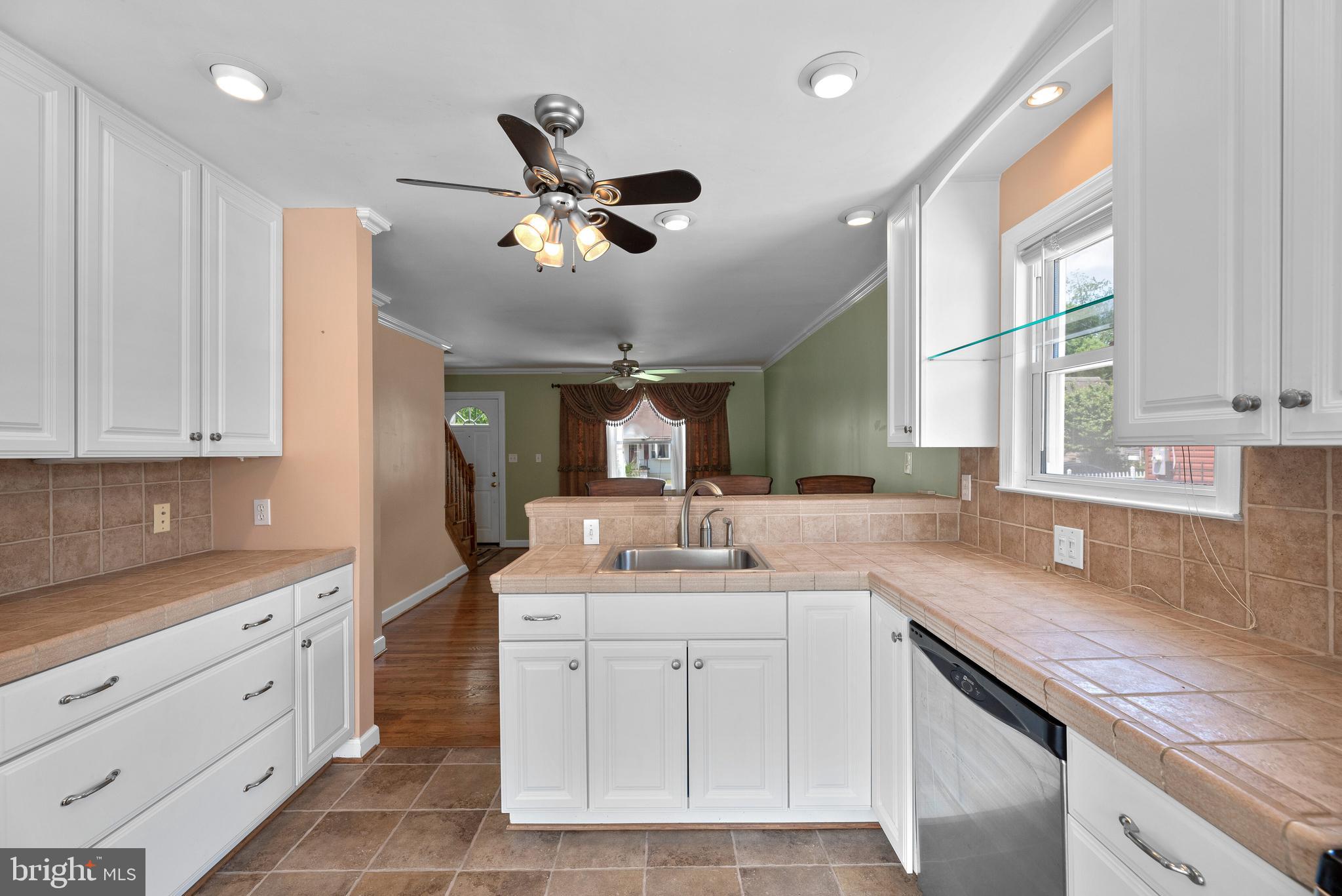 3 Forest Road Baltimore, MD 21220 - Photo 9 of 47 Kitchen