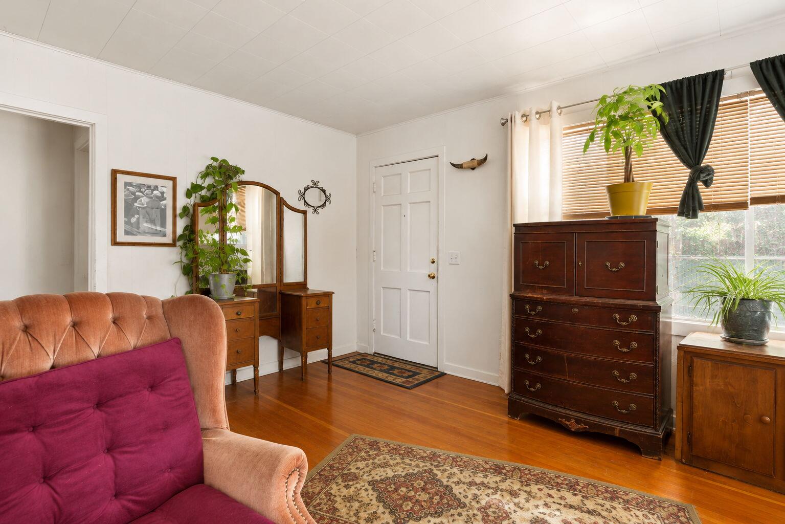 180 Birch Street Rio Dell, CA 95562 - Photo 5 of 28