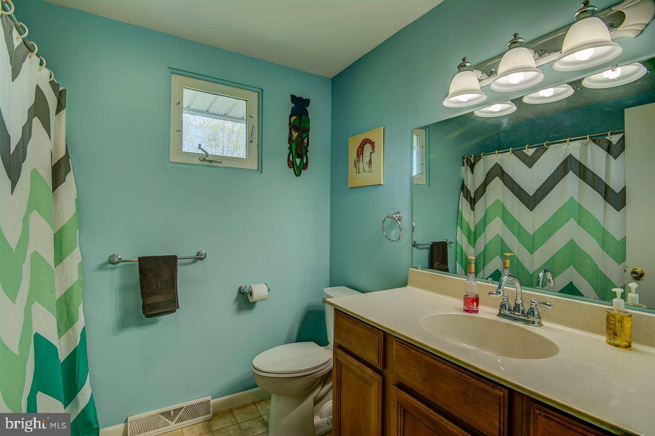 915 Center Road Newville, PA 17241 - Photo 12 of 25