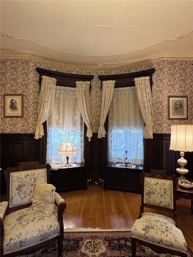 911 West Main Street Smethport, PA 16749 - Photo 18 of 50 East Parlor