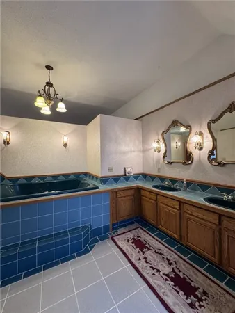 $679,900 | 911 West Main Street, Smethport, PA 16749