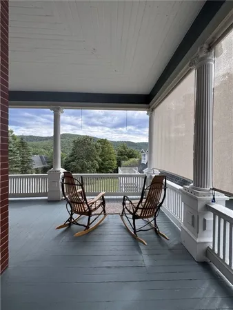 $679,900 | 911 West Main Street, Smethport, PA 16749