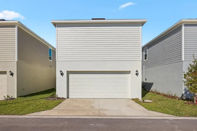 $2,300 | 10537 Sage Canyon Dr., Riverview, FL 33578