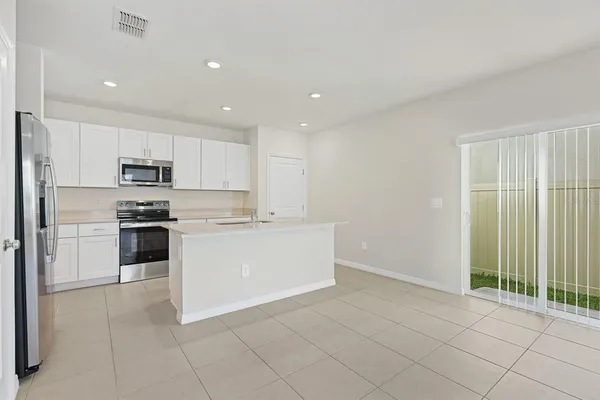 $2,200 | 10537 Sage Canyon Dr., Riverview, FL 33578