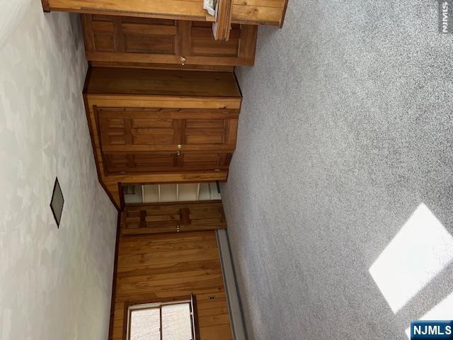 404 Stonetown Road Ringwood, NJ 07456 - Photo 4 of 13