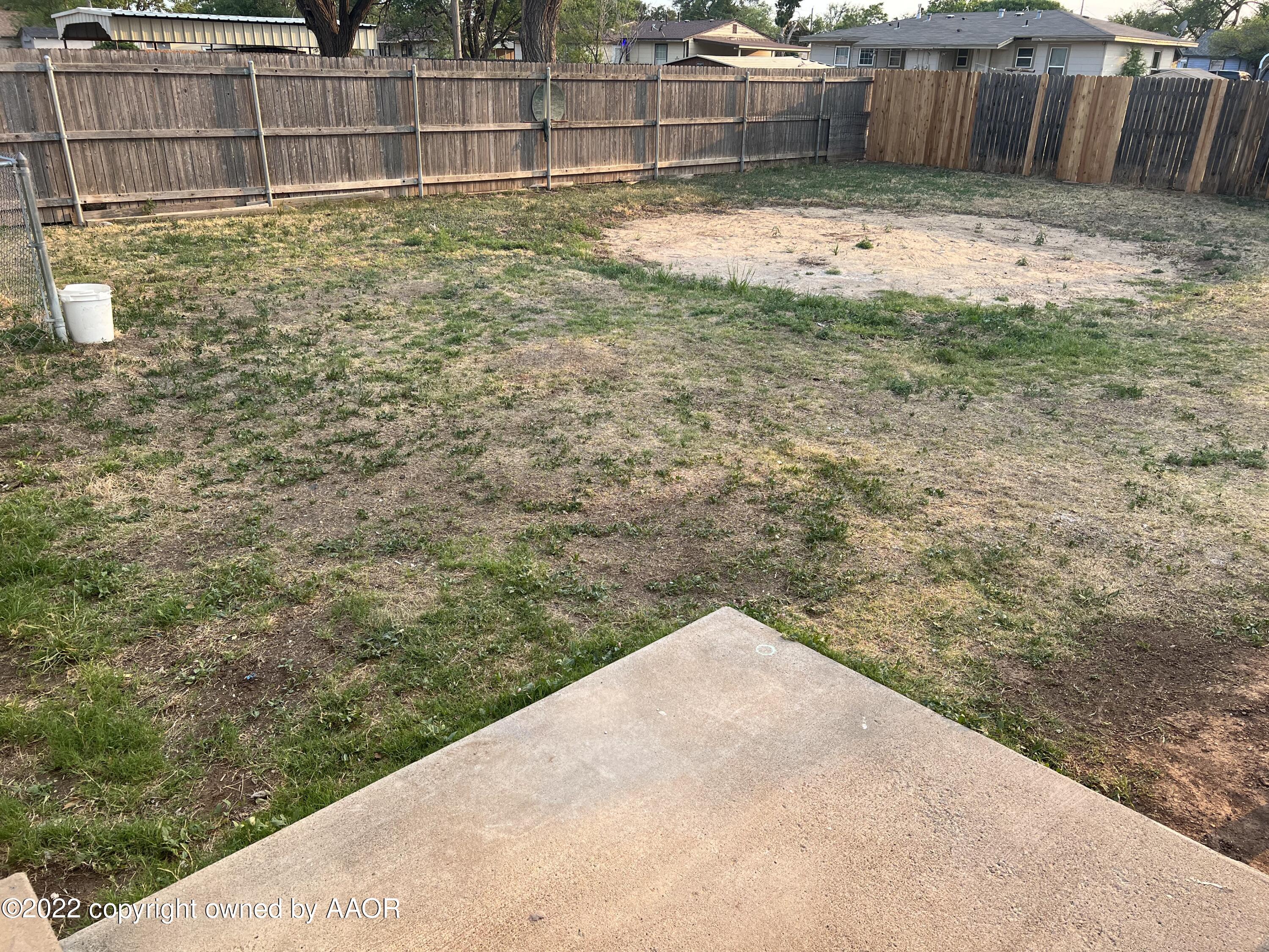 4308 South Ong Street Amarillo, TX 79110 - Photo 9 of 11 a view of a backyard