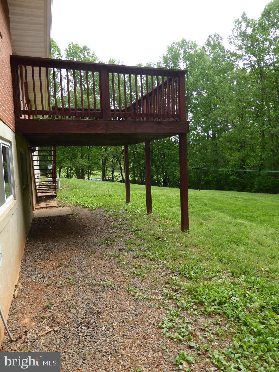 6223 Sumerduck Road Remington, VA 22734 - Photo 4 of 19 Back deck for BBQ