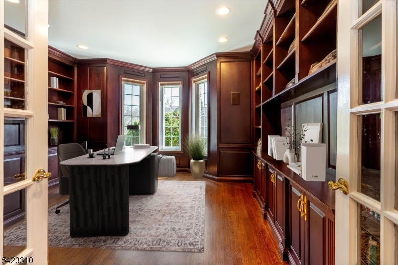 26 Mountain Ridge Drive Livingston, NJ 07039 - Photo 18 of 39