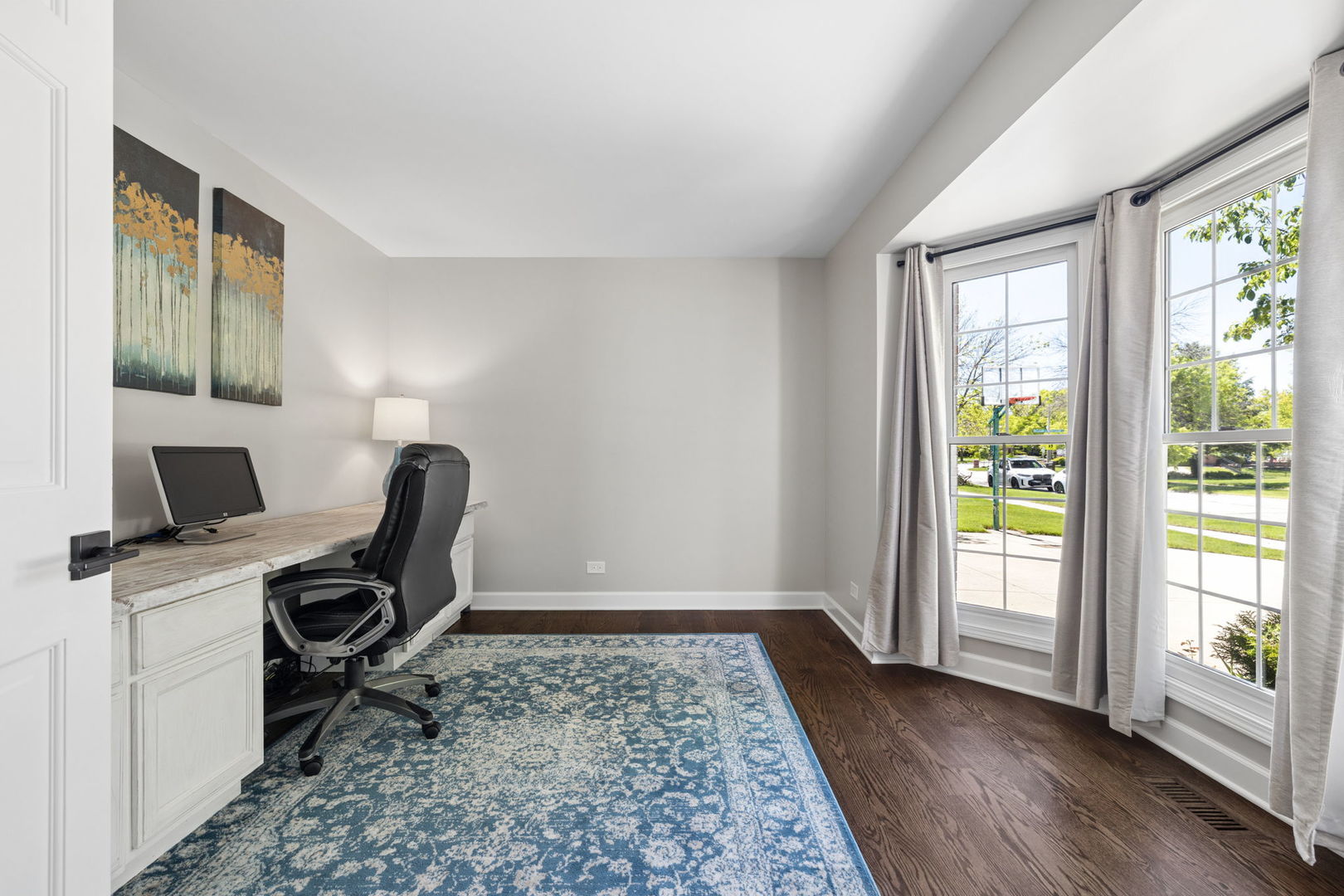 2624 Wendy Road Naperville, IL 60565 - Photo 17 of 47 Gallery Image 17