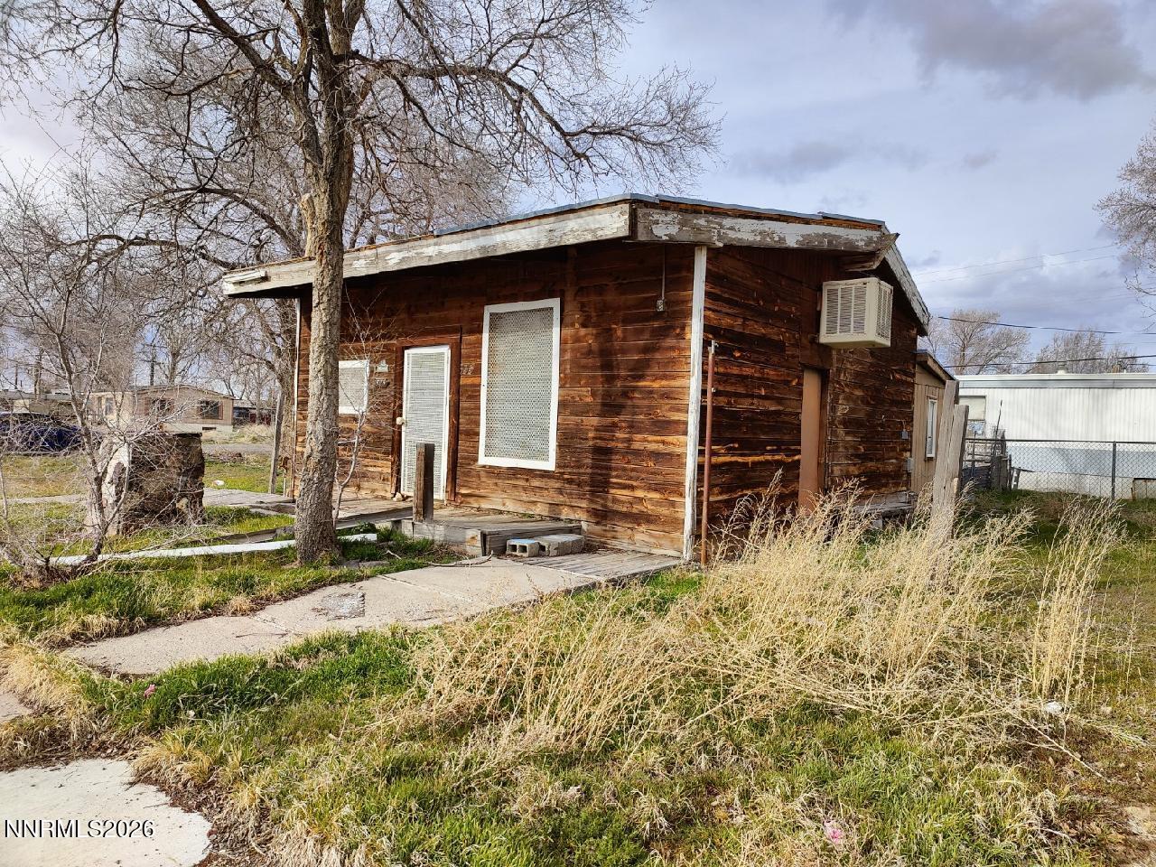 535 North 2nd Street Battle Mountain, NV 89820 - Photo 5 of 5 Front