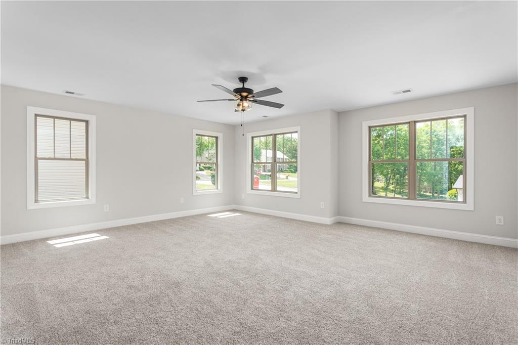 2202 Delaine Point High Point, NC 27265 - Photo 19 of 35 Gallery Image 19