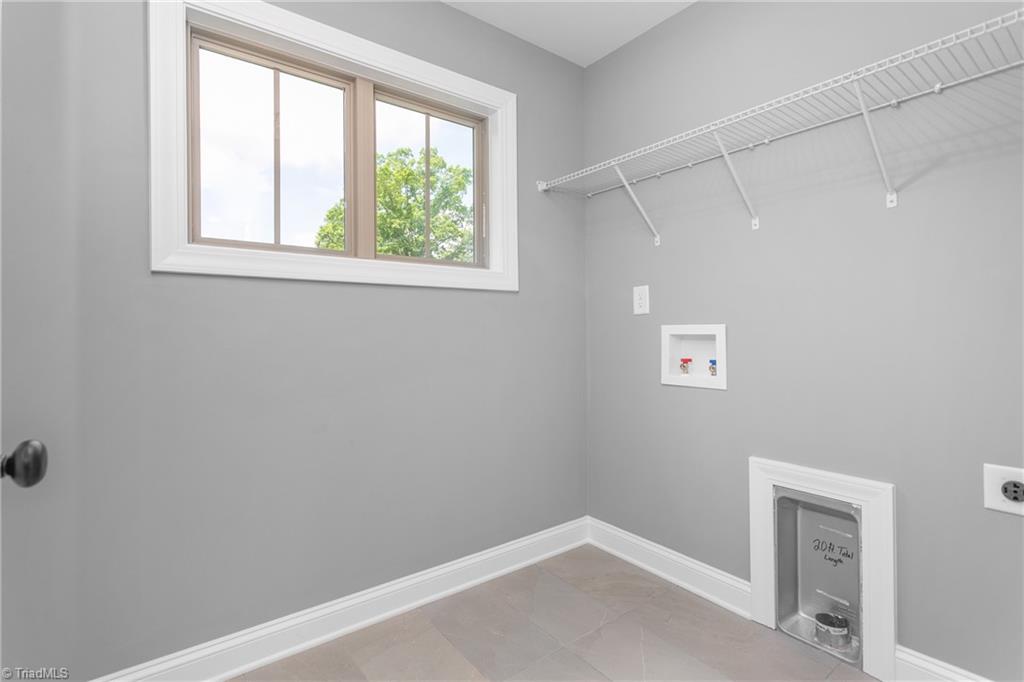 2202 Delaine Point High Point, NC 27265 - Photo 25 of 35 Gallery Image 25