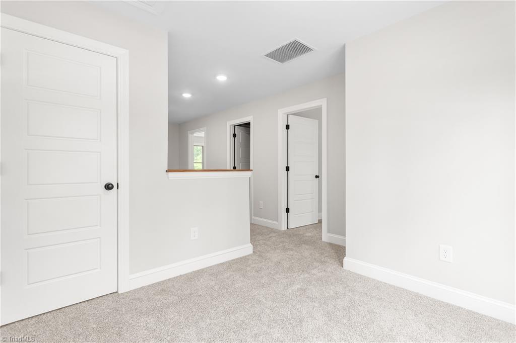 2202 Delaine Point High Point, NC 27265 - Photo 31 of 35 Gallery Image 31