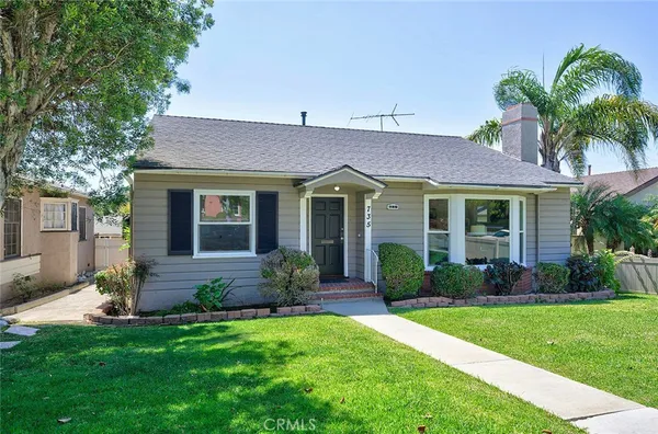 $1,165,000 | 735 Los Altos Avenue, Long Beach, CA 90804