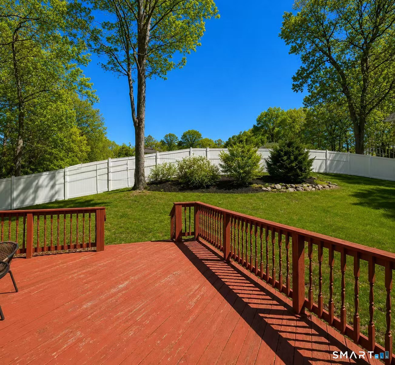 374 Stevenson Road New Haven, CT 06515 - Photo 14 of 14