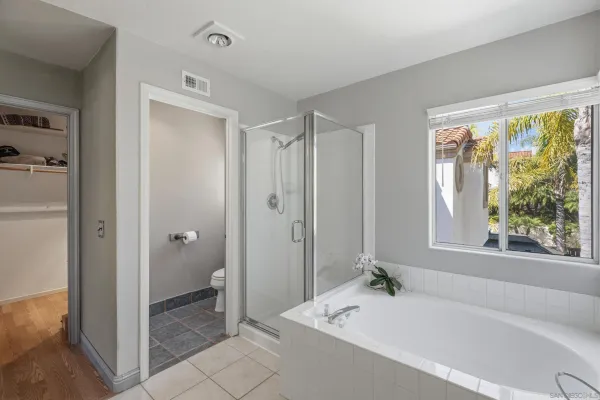 $989,000 | 1528 Via Otano, Oceanside, CA 92056