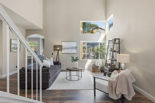 $989,000 | 1528 Via Otano, Oceanside, CA 92056