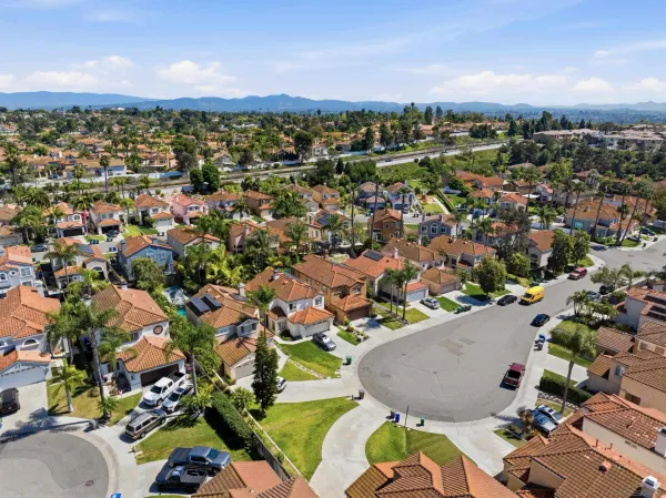 $989,000 | 1528 Via Otano, Oceanside, CA 92056