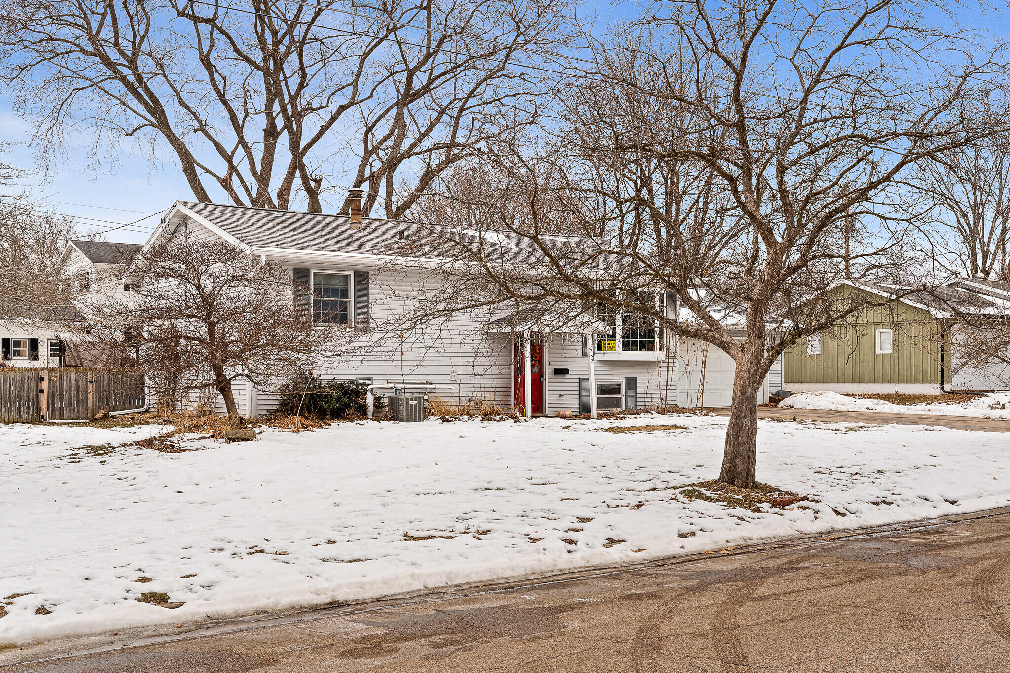 732 North Rusk Avenue Sparta, WI 54656 - Photo 2 of 40 03__DSC7018_mls