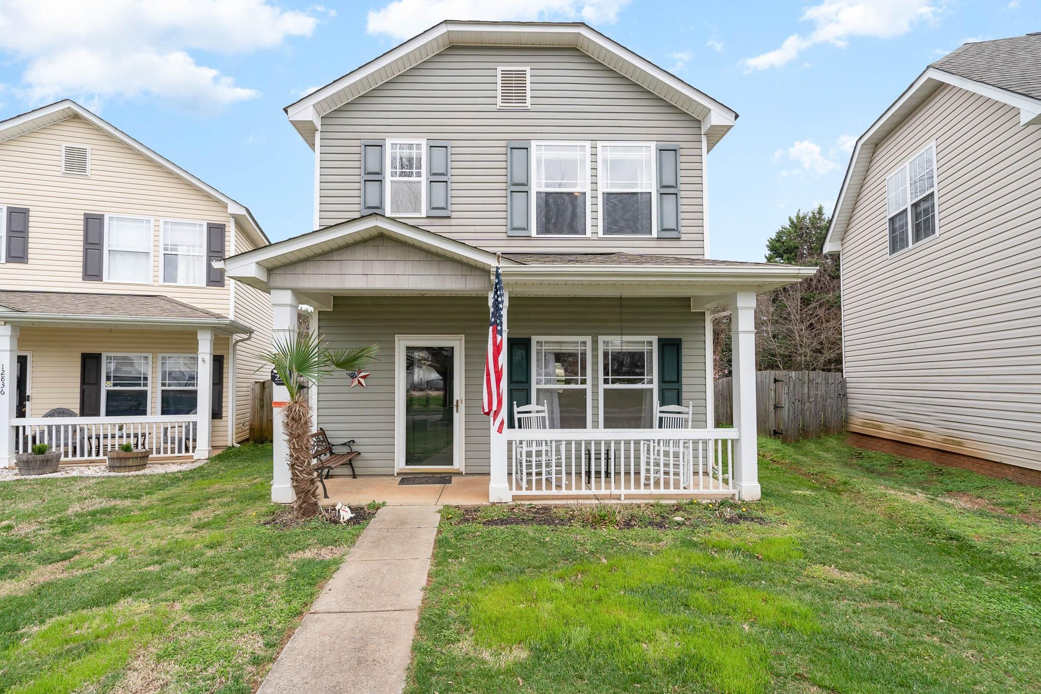 12832 Windyedge Road Huntersville, NC 28078 - Photo 7 of 28 front view of a house with a yard