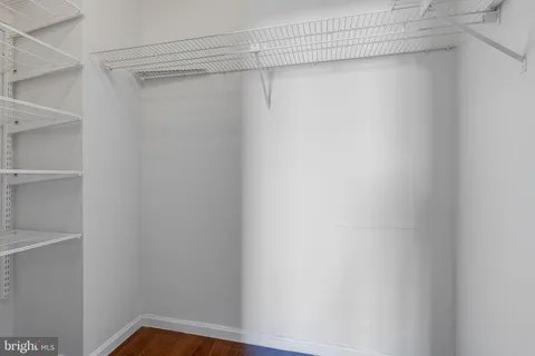 $325,000 | 10101 Grosvenor Place, Unit 2008, Rockville, MD 20852