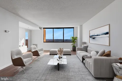 $325,000 | 10101 Grosvenor Place, Unit 2008, Rockville, MD 20852