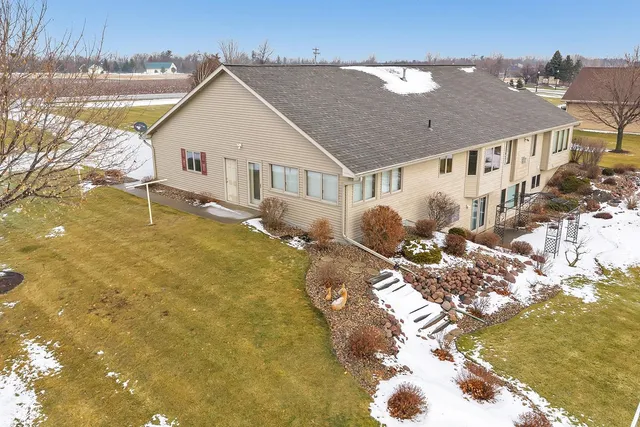 $1,390,000 | 4207 Lost Dauphin Road, Wrightstown, WI 54180