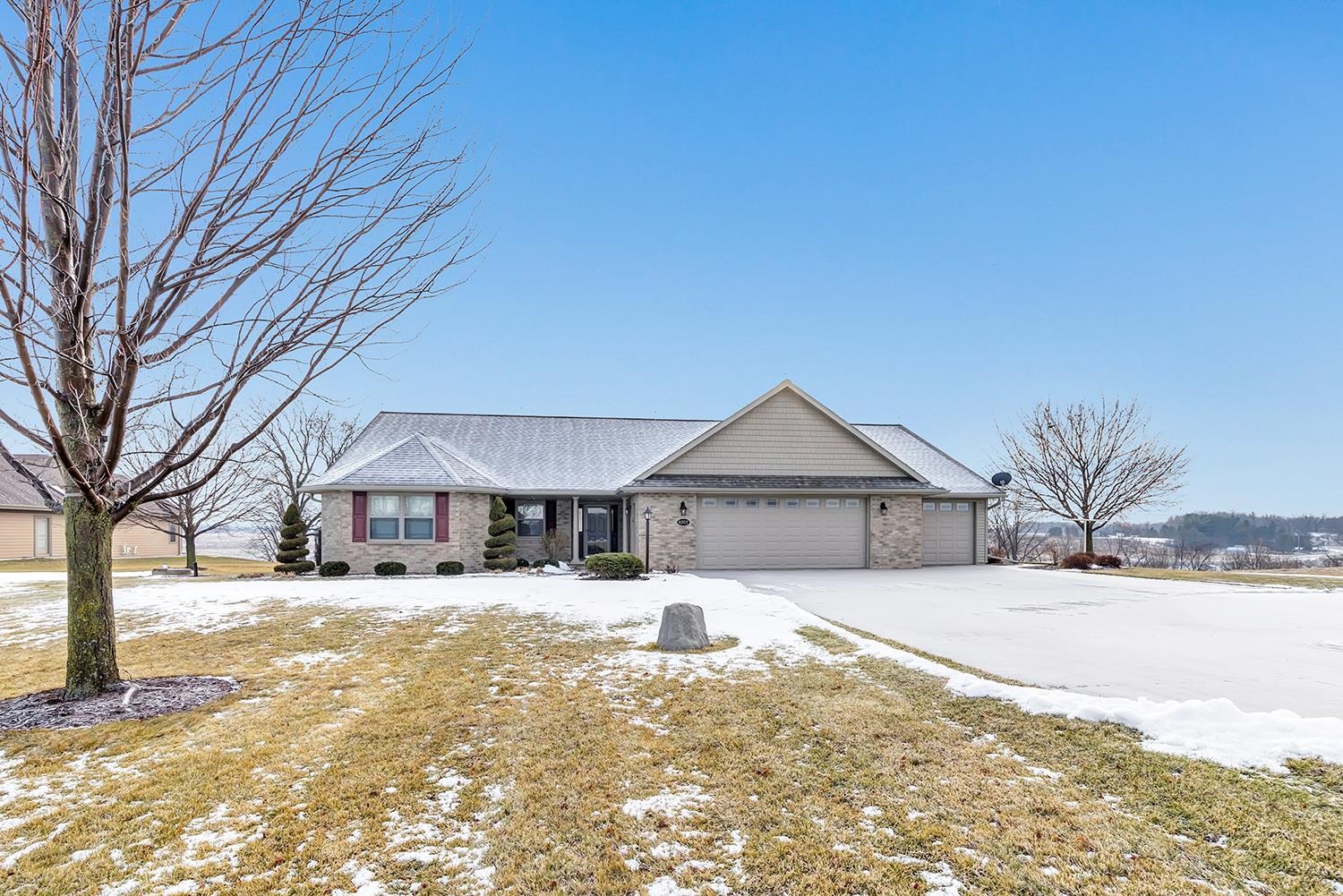 4207 Lost Dauphin Road Wrightstown, WI 54180 - Photo 35 of 43