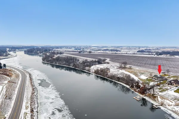 $999,900 | 4207 Lost Dauphin Road, Wrightstown, WI 54180