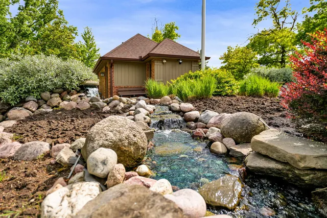 $299,000 | 13253 South Oak Ridge Trail, Unit 2B, Palos Heights, IL 60463