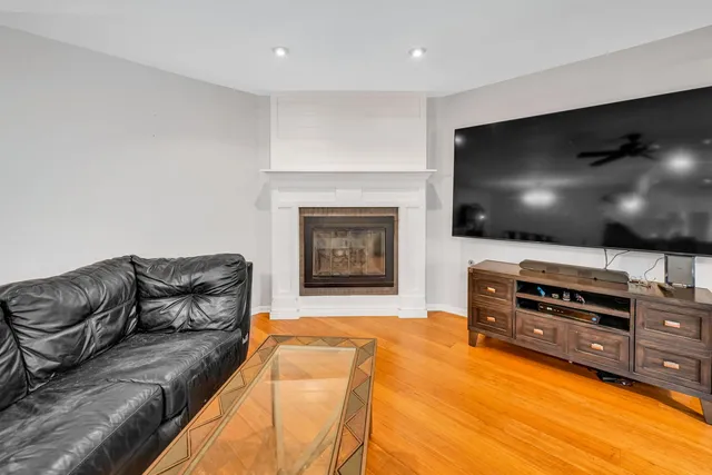 $299,000 | 13253 South Oak Ridge Trail, Unit 2B, Palos Heights, IL 60463